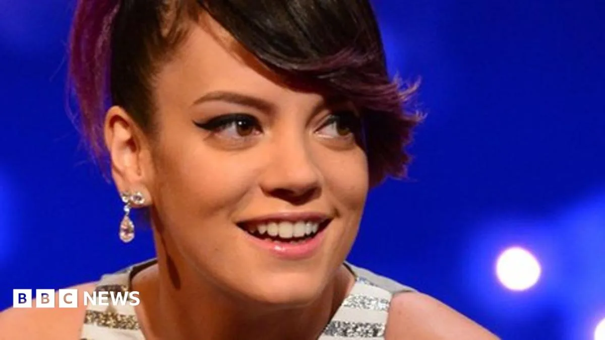 Lily Allen's New Album Sheezus Tops UK Chart