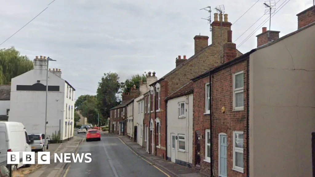 Spalding Cyclist Dies Two Weeks After Crash with Car