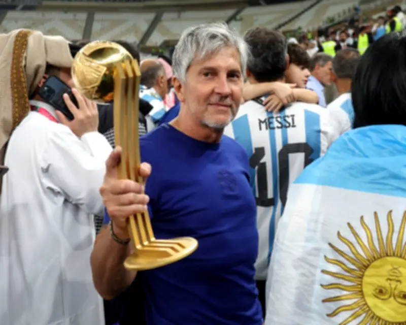 Lionel Messi’s Father Jorge Hospitalized, Family Asks for ‘Humanity’