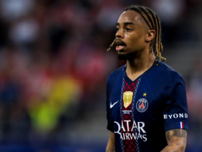 Liverpool Target Bradley Barcola as PSG Contract Talks Stall