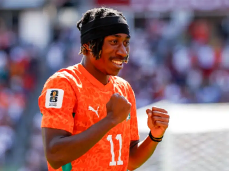 Liverpool Transfer Blow: Akliouche Chooses PSG Over Reds