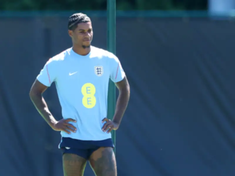 Liverpool unlikely to sign Marcus Rashford due to contract clause and 60-year gap
