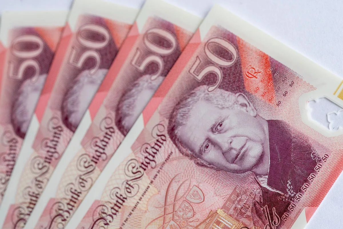 Lloyds Bank Offers £200 Cash Switch Bonus