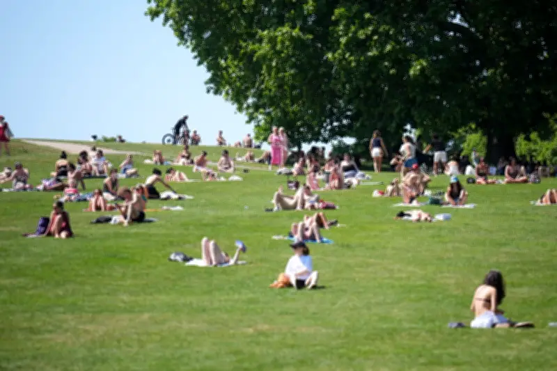 London Heatwave Possible This Weekend as Met Office Predicts 30C