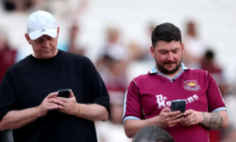 London Mobile Signal Worse Than Kabul: Minister Urges Action