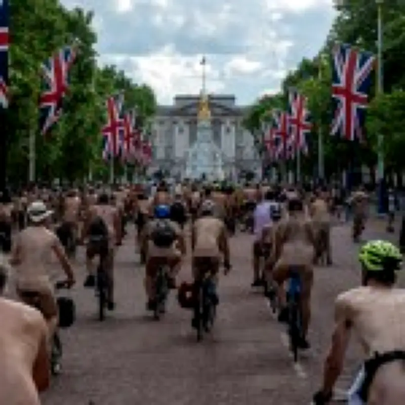 London Naked Bike Ride: Start Times and Routes for 1,000 Cyclists