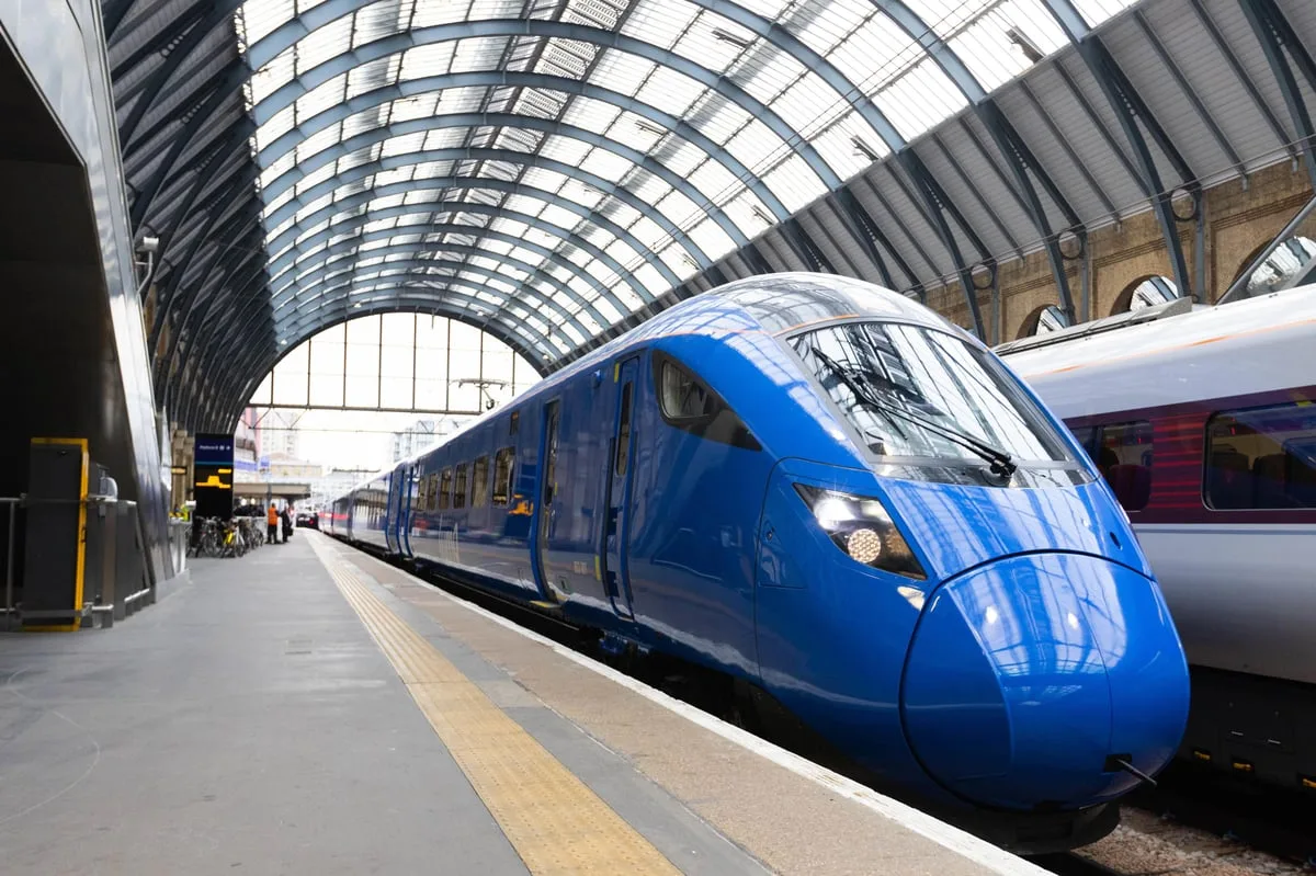 New London to Scotland Rail Service Suspended After One Week