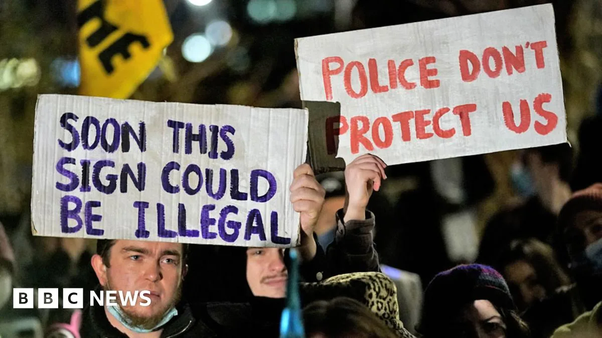 Lords Block Government's Controversial Protest Clampdown