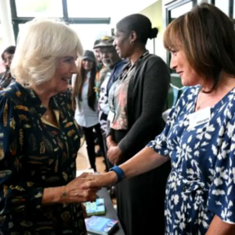 Lorraine Kelly and Queen Camilla Discuss Reading to Combat Homelessness
