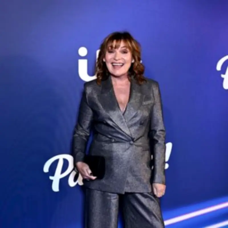 Lorraine Kelly Questions Brooklyn Beckham's Need for DoorDash Ad Money