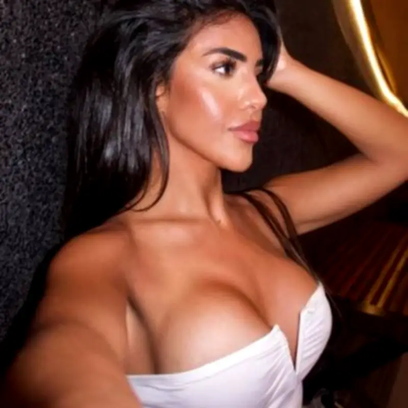 Love Island Bombshell Tina Rad Reveals Age, Job, and 'Weird' Flirting Habit
