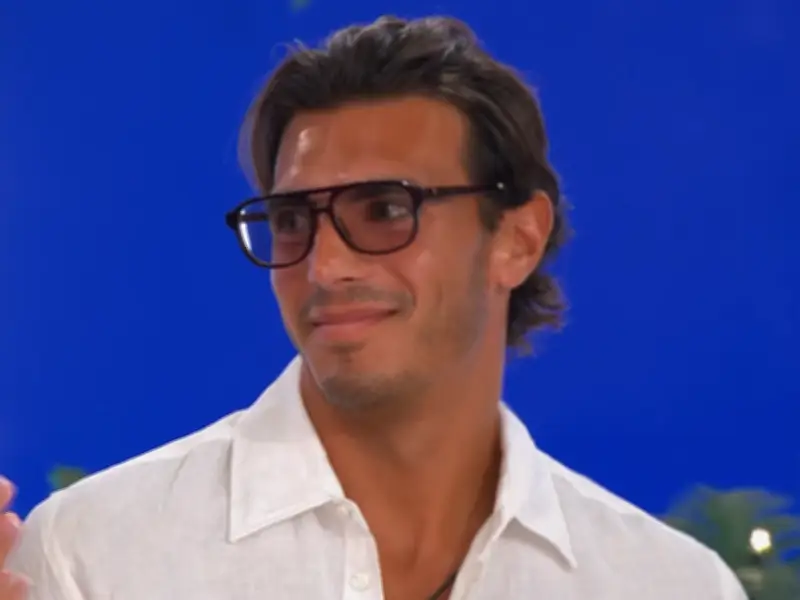 Love Island Fans Stunned by Lorenzo's Twin: Mr Big from Sex and the City