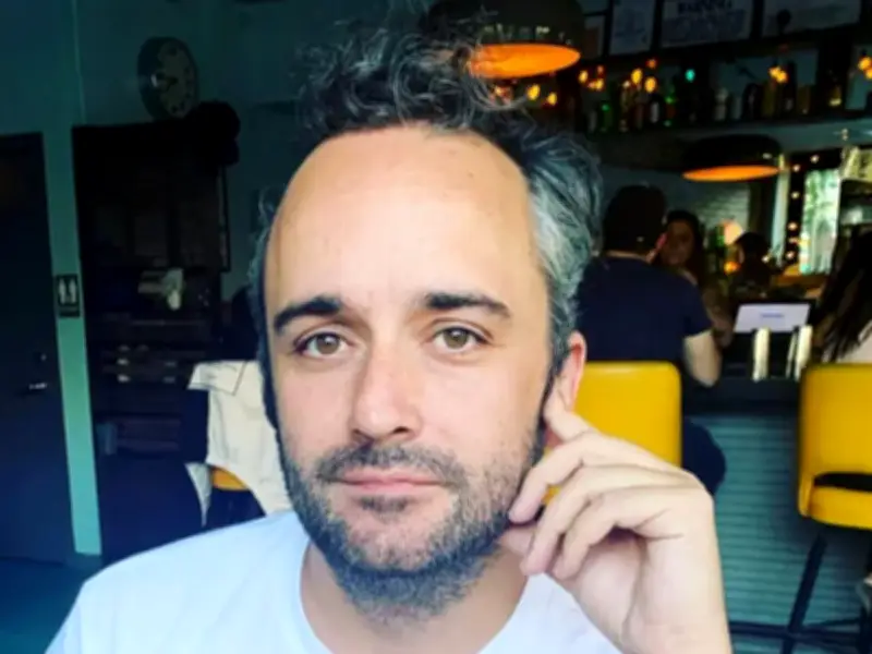 Love Island Producer James Barker Dies at 40 During Filming in Fiji