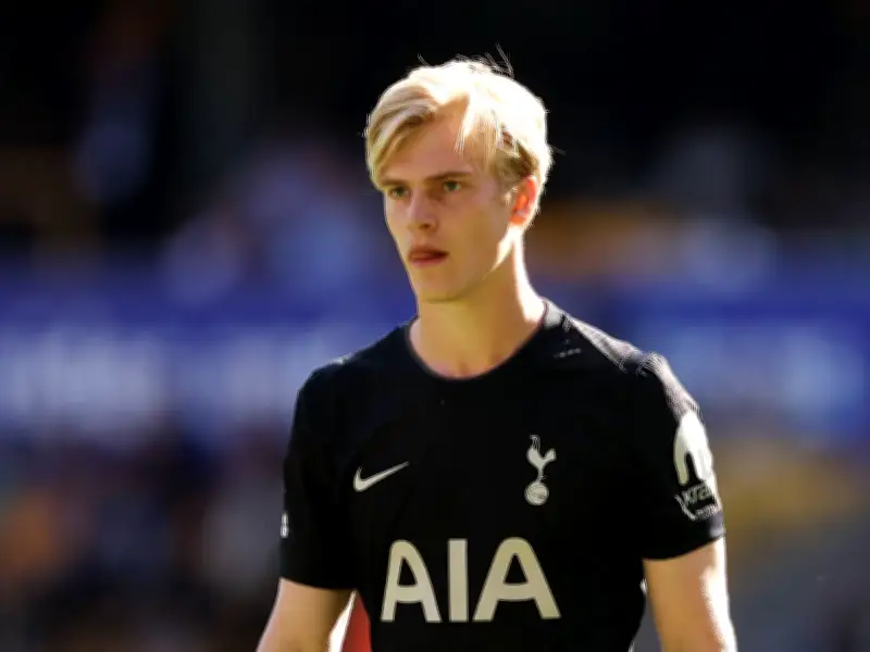 Lucas Bergvall wants Spurs exit as club targets Tonali and Fernandes