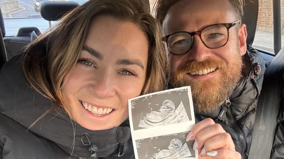 X Factor Star Lucie Jones Announces Pregnancy After Split From Husband