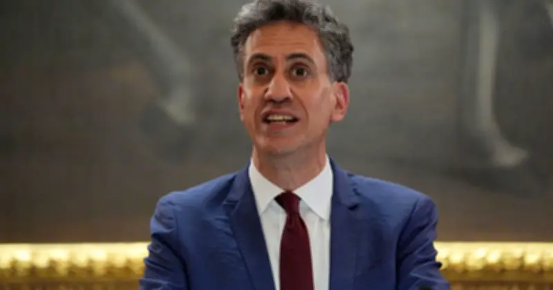 Lucy Powell Backs Ed Miliband for Chancellor Despite Borrowing Fears