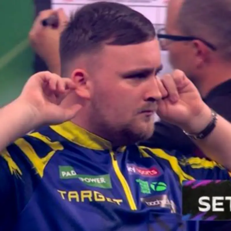 Luke Littler Lookalike Defends Teen Darts Star Against Booing Fans