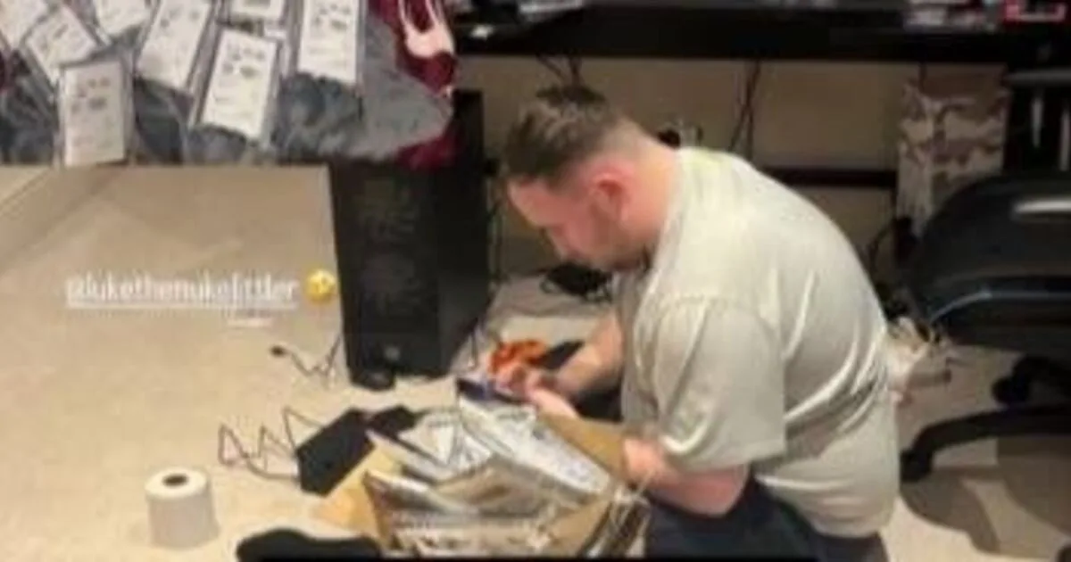Luke Littler Turns to eBay Side-Hustle with Girlfriend After £20m Deal