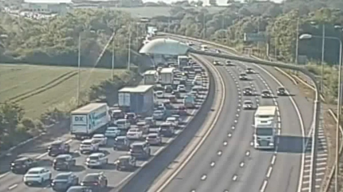 M25 Shut After Serious Motorbike Crash in Hertfordshire
