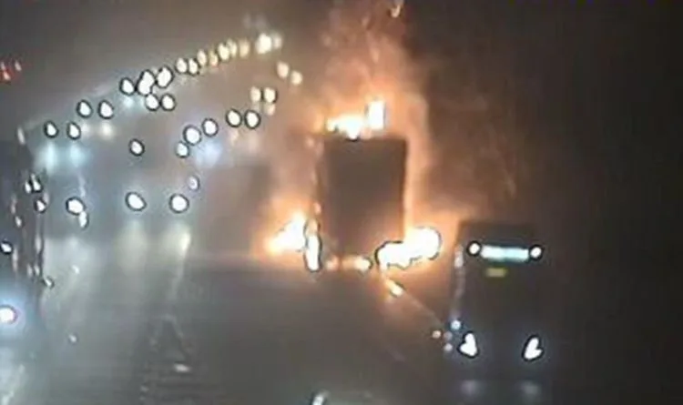 M4 Closed After Lorry Carrying Hay Bales Catches Fire