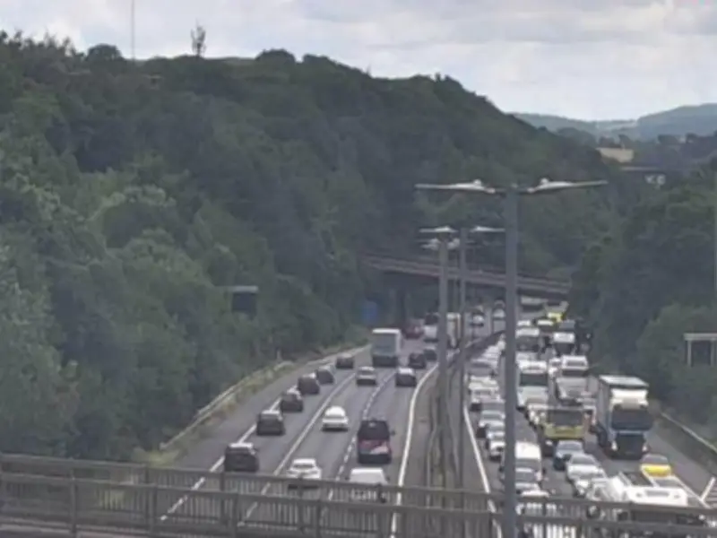 M4 Crash Causes Major Delays Near Caerleon Junction 25