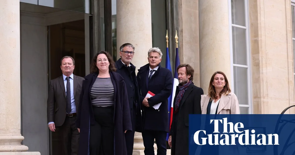 Macron Summons Parties for Crunch Meeting in Frantic Effort to Appoint PM