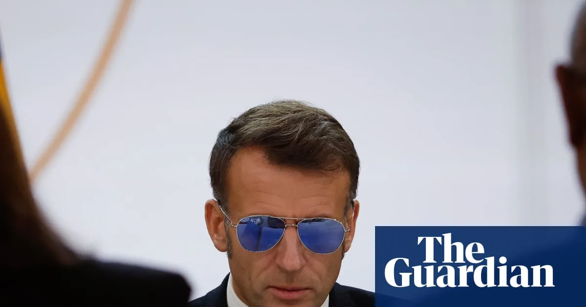 Macron Rejects Trump’s Tariff Threat Over Greenland