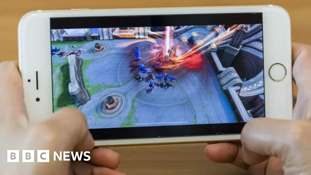 Tencent Expands Facial Recognition to Enforce China's Gaming Curfew