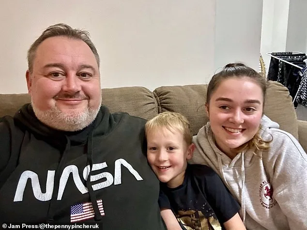 Thrifty Dad Saves £1,000 for Christmas with Yellow Sticker Turkey and Side Hustles