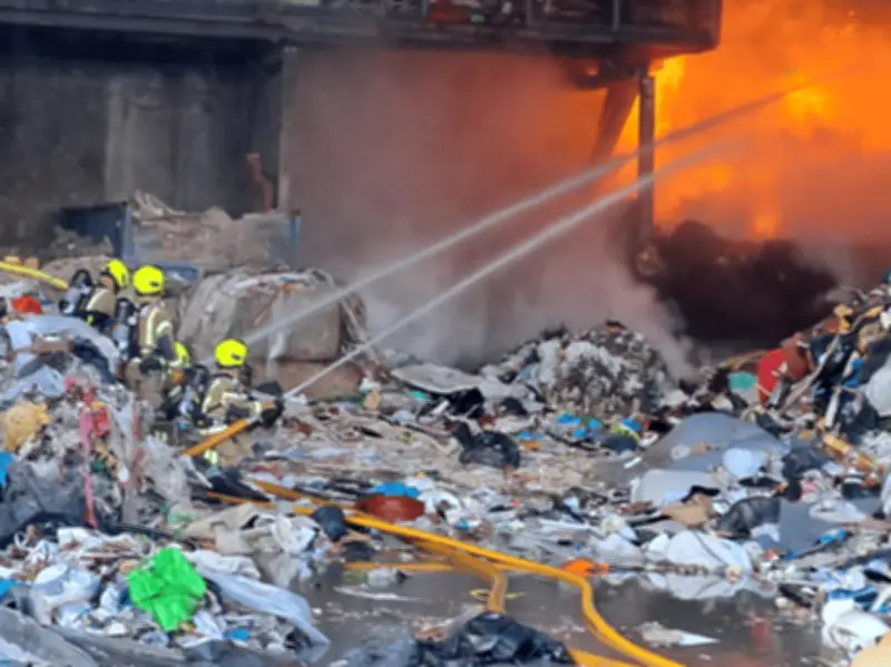 Major Fire at Bermondsey Recycling Centre Causes Travel Chaos