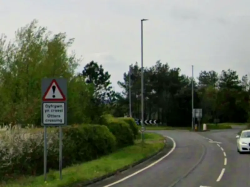 Major Incident Declared After Bus Crash on A484 in Carmarthenshire