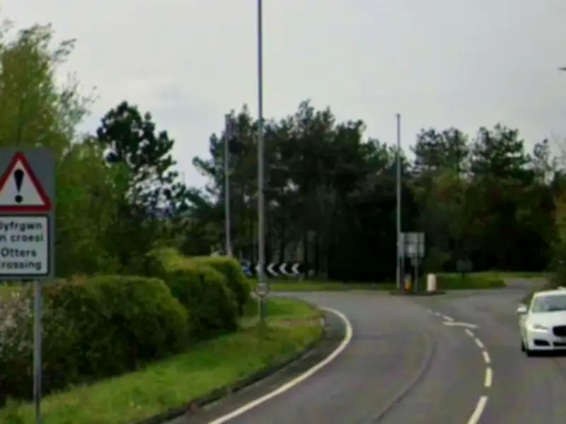 Major Incident in Wales After Bus Crash on Busy Roundabout