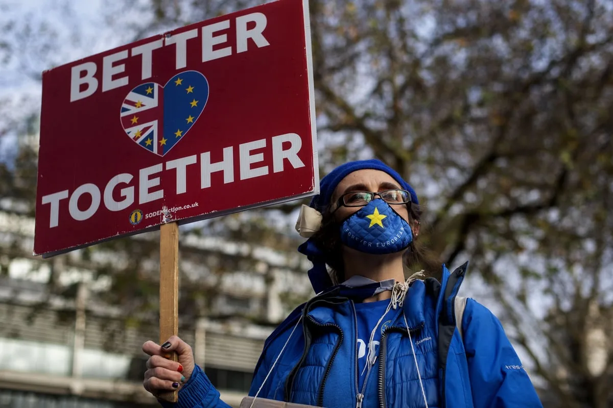 Majority of Britons Now Back Rejoining EU, Poll Reveals