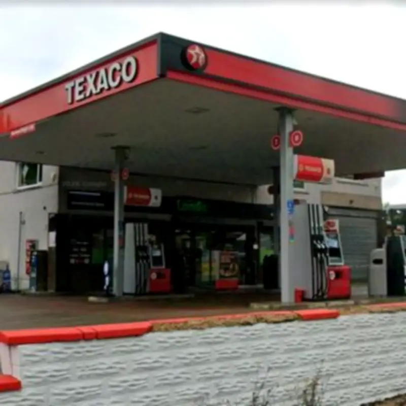 Man Arrested After Assault at Texaco Petrol Station in Glanaman