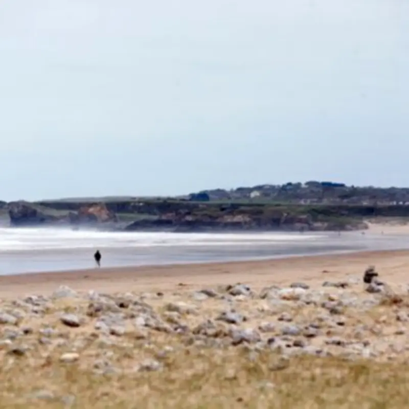 Man Attacked with Bottle While Intervening in Dispute on Sandhaven Beach