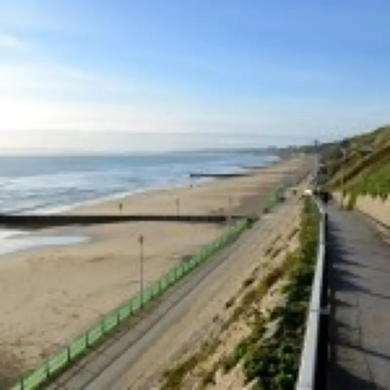 Man dies after 100 ft cliff fall in Bournemouth during heatwave