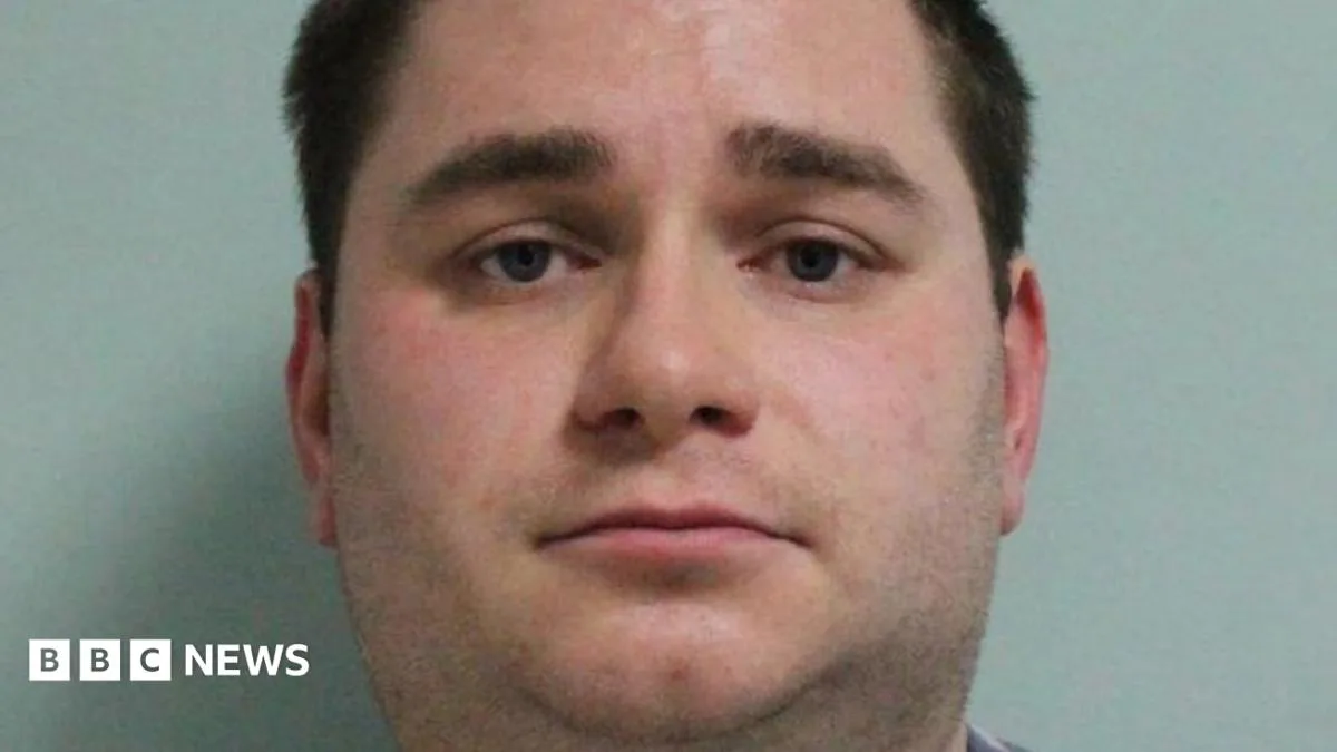 Ex-Met Police Officer Jailed for Sending Indecent Images to Undercover Officer