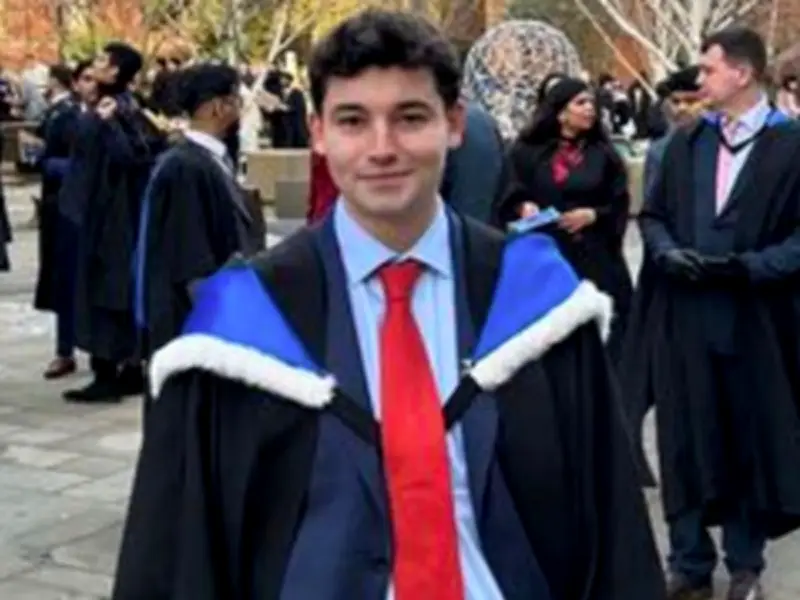 Man Killed Himself in Front of Dad After Struggling to Find Job