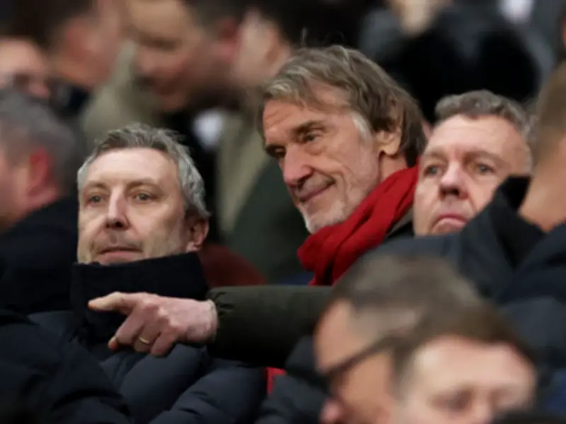 Man United warned new 100,000-seat stadium could cost over £2bn