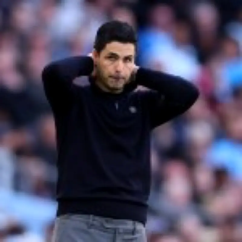 Man Utd and Chelsea join race to sign Sporting's Maxi Araujo
