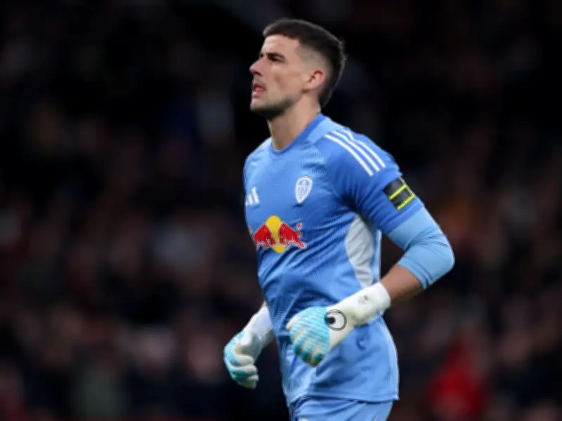 Man Utd Eye Leeds' Karl Darlow and Wolves' Sam Johnstone as Homegrown Keepers