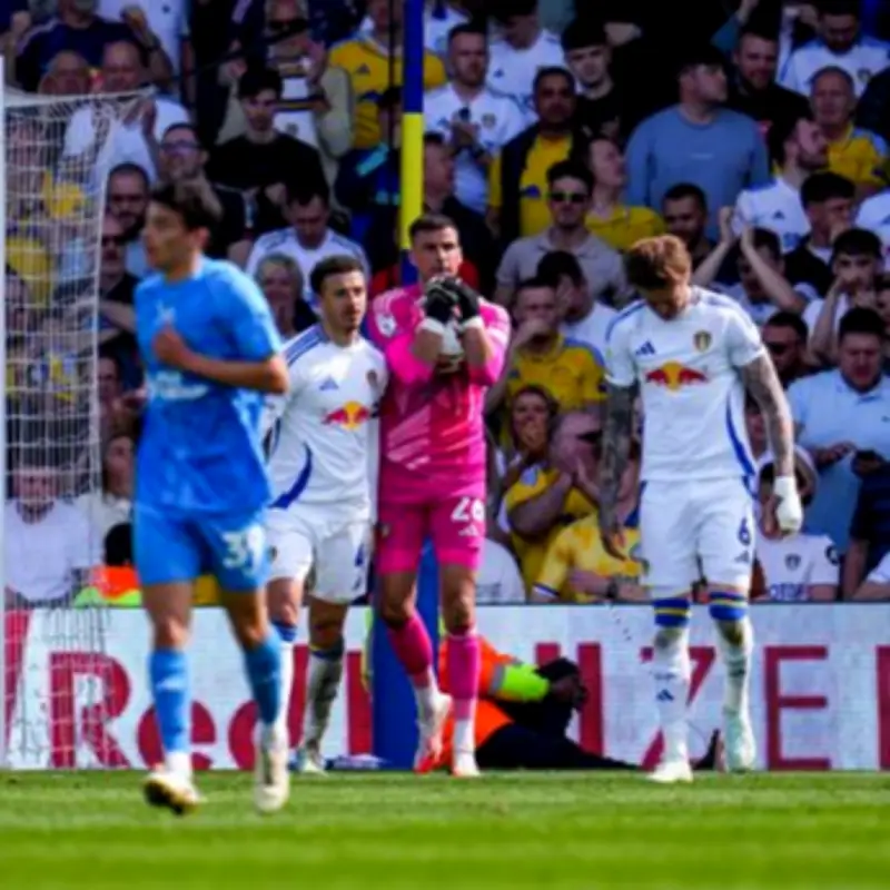 Man Utd eye shock free transfer for Wales goalkeeper Karl Darlow