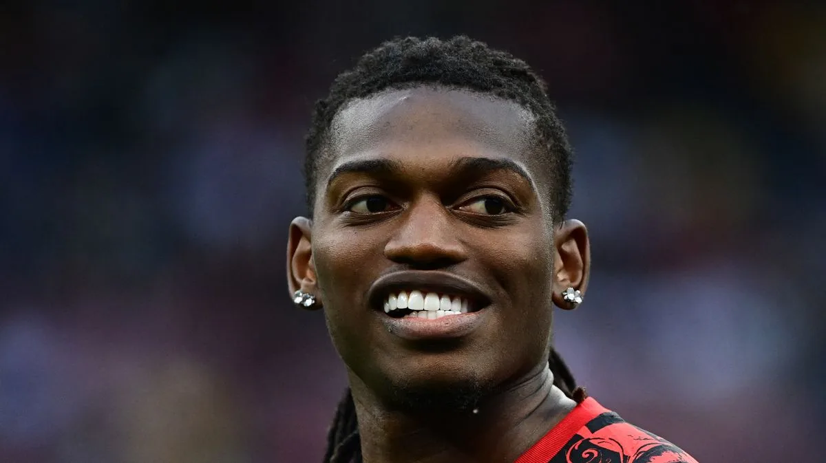 Man Utd Get Rafael Leao Transfer Boost As Milan Grow Tired