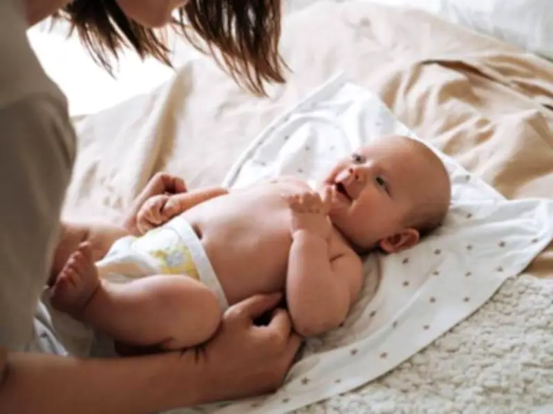 Man Wants to Name Baby After Ex-Girlfriend, Wife Furious