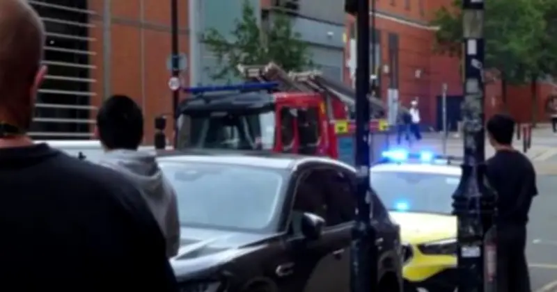 Manchester City Centre Building Evacuated After Police Cordon