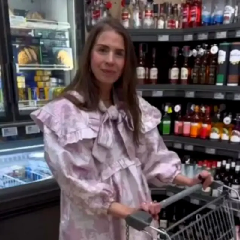 Manchester mum's 'liberating' Aldi outfit choice goes viral