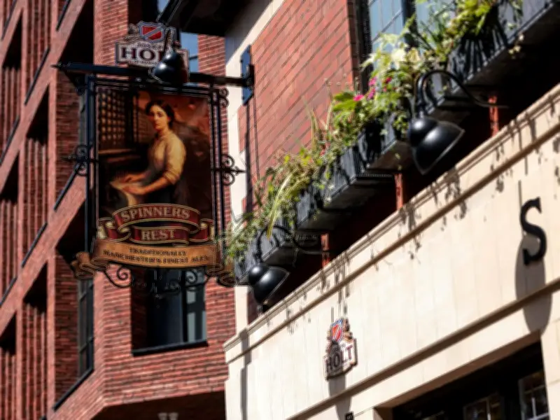 Manchester Pub Sign Sparks AI Controversy