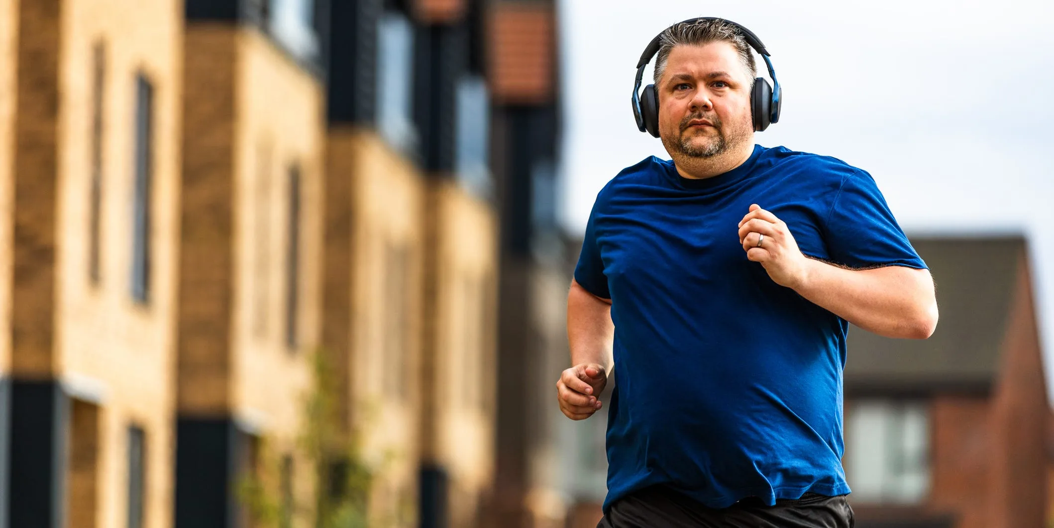 Fat-Loss Coach Says Men Over 35 Should Ditch Excessive Cardio for Strength Training
