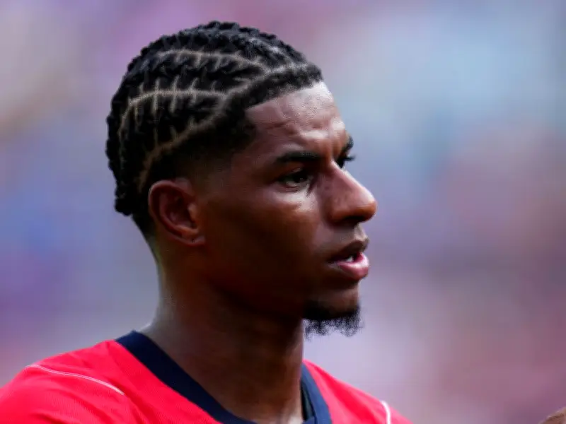 Marcus Rashford's Barcelona Hopes Dashed as Gordon Signs