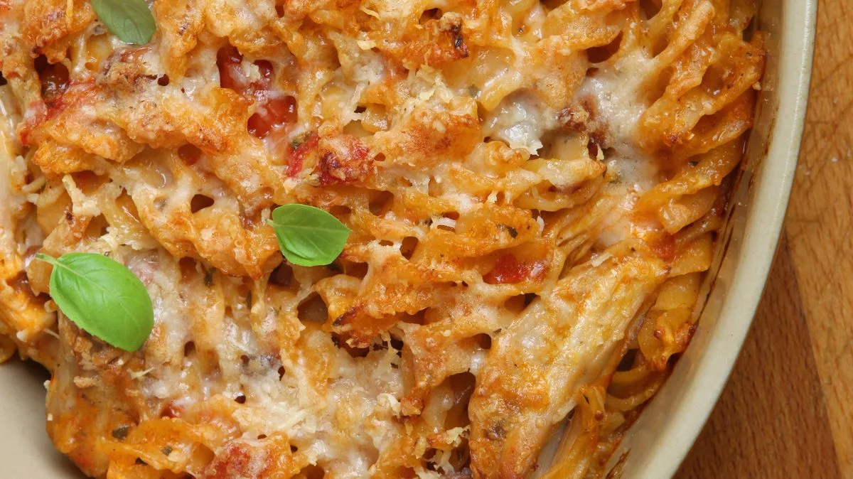Mary Berry's Chicken Pasta Bake: A Family Favourite Ready in 20 Minutes